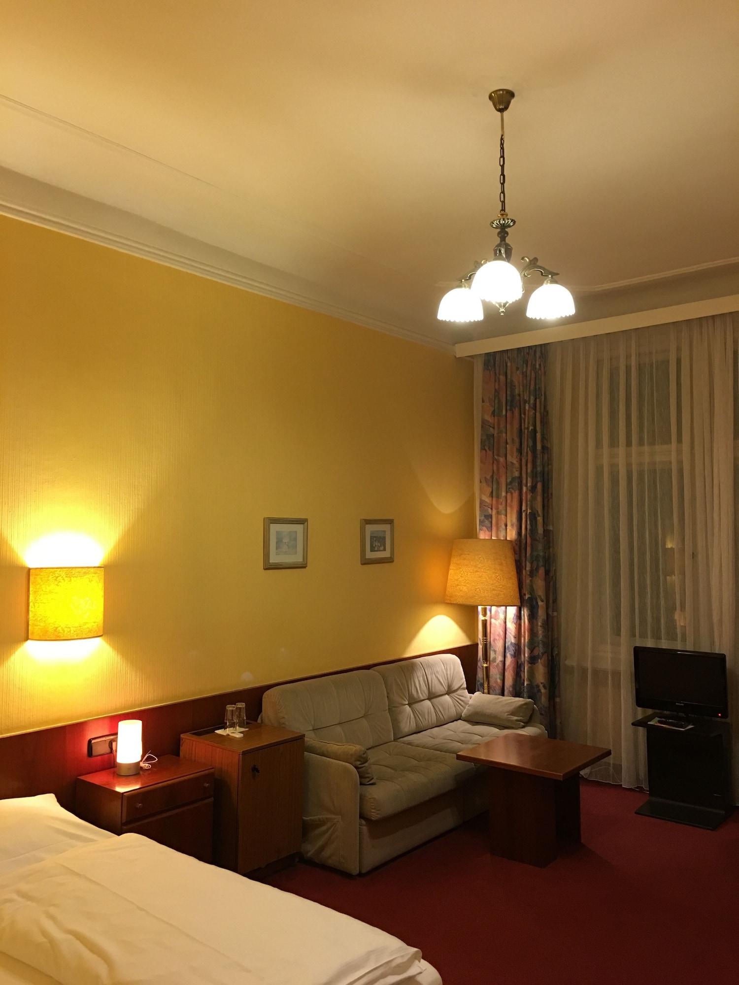 Kurfuerst Am Kurfuerstendamm Βερολίνο Εξωτερικό φωτογραφία